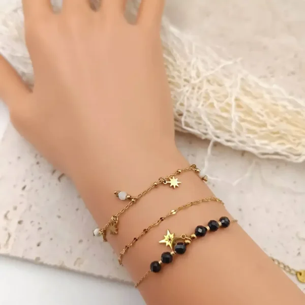 Bracelet chaîne en acier doré avec pampilles étoiles et perles fines blanches, bijou tendance ajustable pour femme