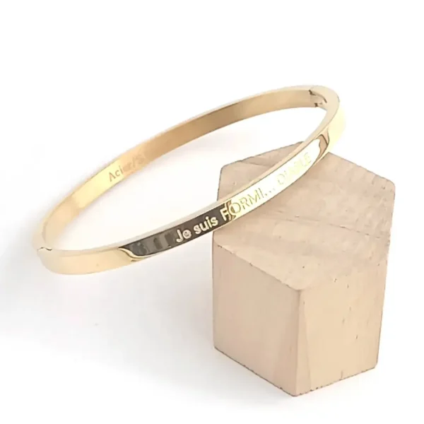 Bracelet jonc doré en acier inoxydable gravé « Je suis FORMI...DIABLE», bijou élégant et tendance pour femme, idée cadeau romantique et personnalisée.