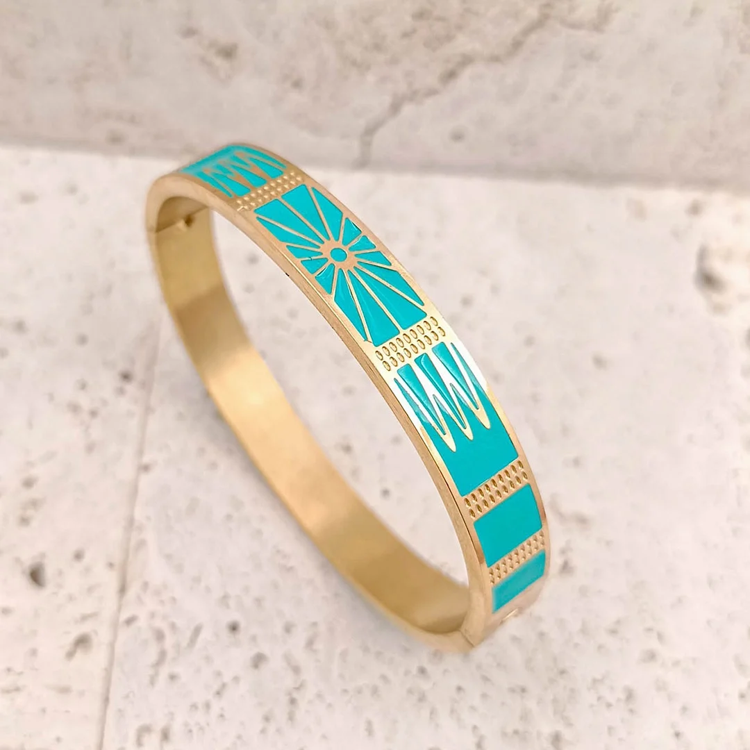 Bracelet jonc rigide en acier inoxydable doré avec motif géométrique noir gravé et émaillé,