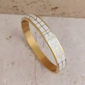 Bracelet jonc en acier doré avec émail blanc et motifs triangles géométriques pour femme