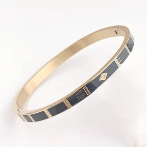 bracelet jonc doré en émail coloré noir pour femme, style chic et raffiné