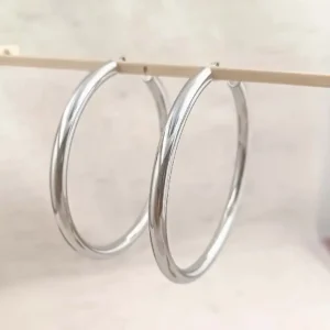 Boucles d’oreilles créoles en acier inoxydable lisse et brillant, style minimaliste