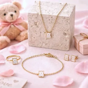 Bijoux enfant en acier inoxydable hypoallergénique avec pendentif ourson coloré chaîne dorée bijou enfant