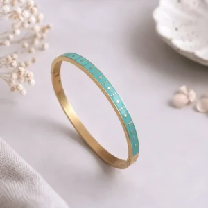 Bracelet jonc femme acier inoxydable doré émaillé turquoise avec motifs géométriques