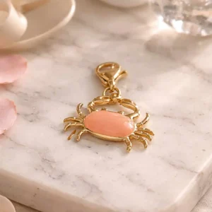 Charm crabe orange corail et doré en acier inoxydable avec émail, bijou été mer pour bracelet personnalisé