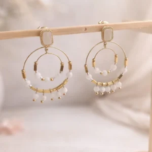 boucles d’oreilles créoles dorées perles blanches acier inoxydable