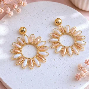 boucles d oreilles rayonnantes beige style boheme chic