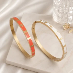 Bracelets joncs femme en acier inoxydable doré émaillés orange et crème