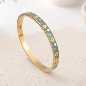Bracelet jonc acier émaillé vert amande avec motifs dorés