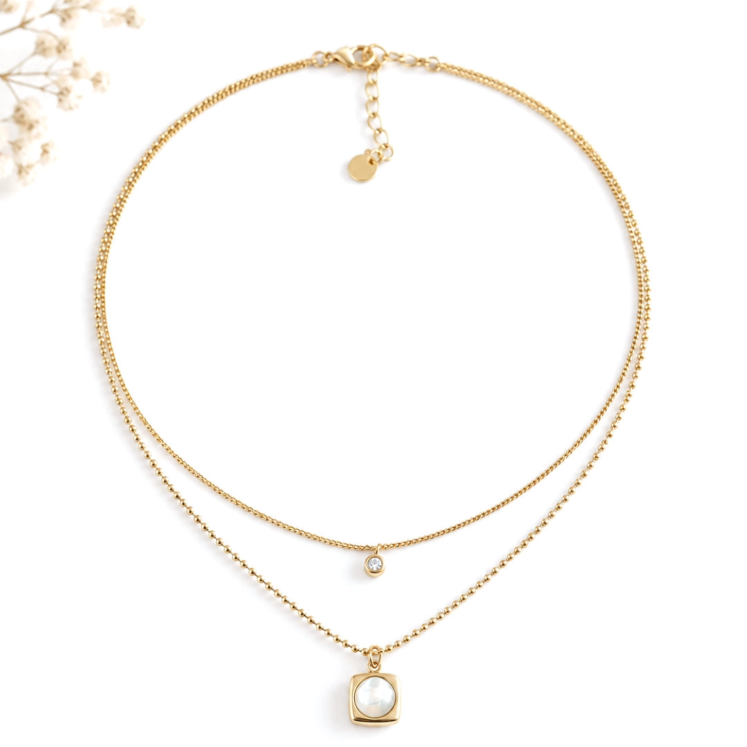 Collier multi rang doré en acier inoxydable avec pendentif carré en nacre